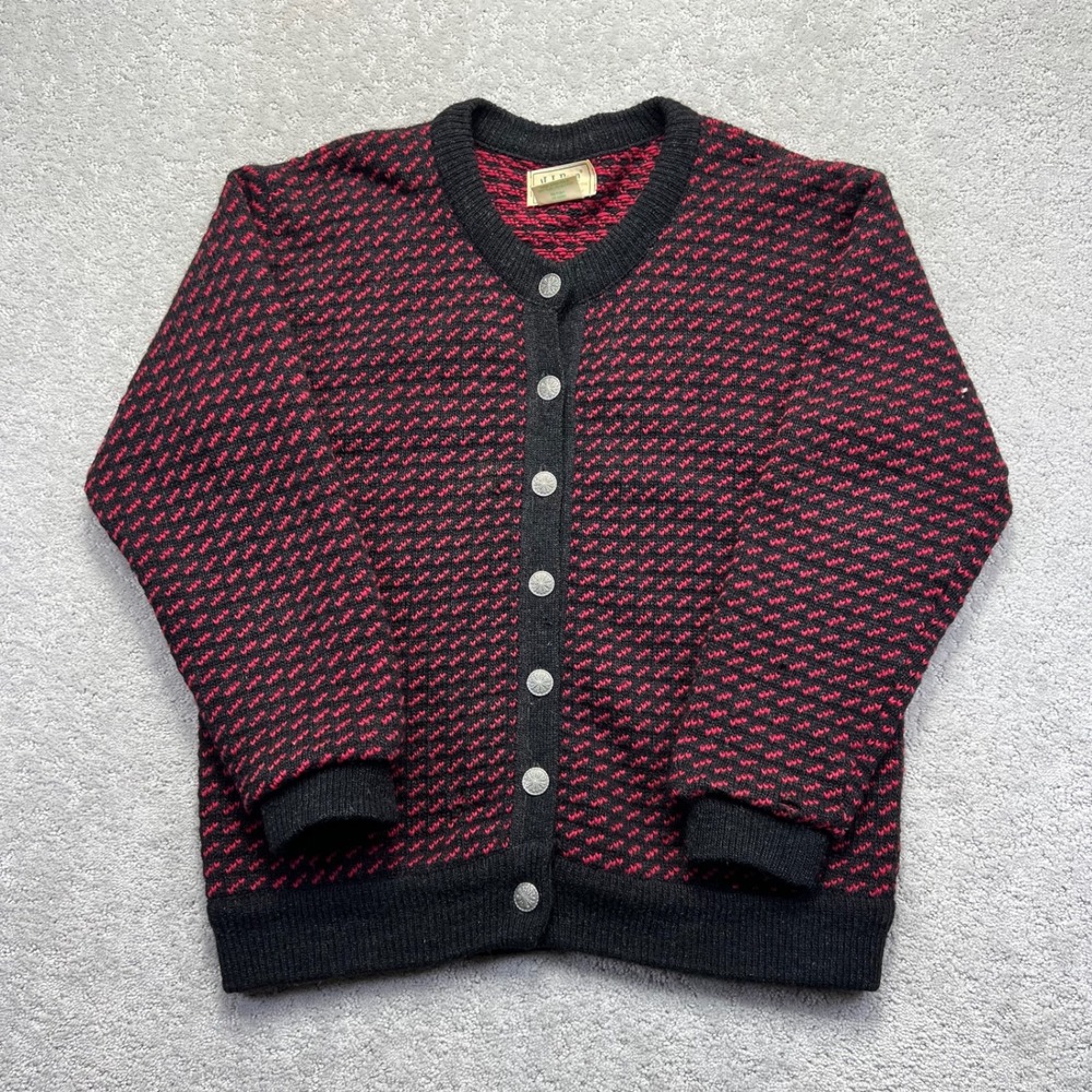 VINTAGE LL Bean Cardigan Sweater Womens M Red Black Snowflake Buttons Wool Blend